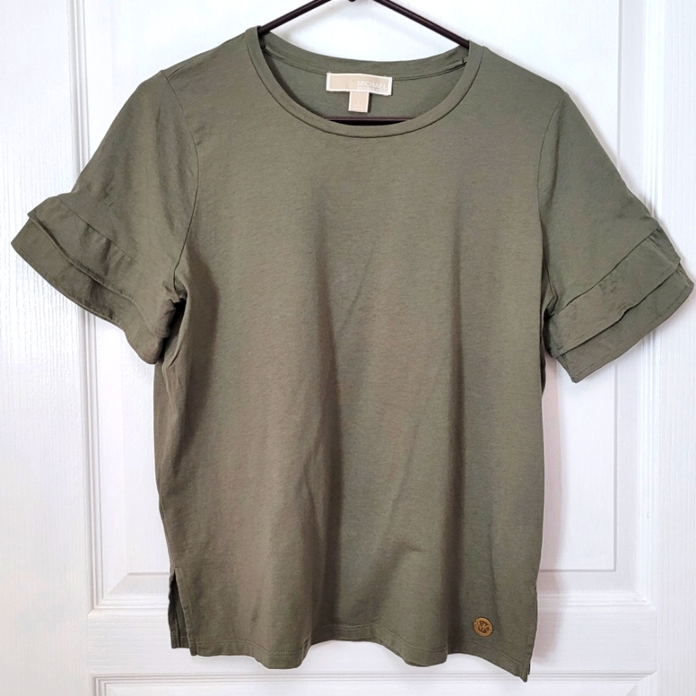 Michael Kors Women's Tee Size Large Army Green Ruffle Sleeve EUC